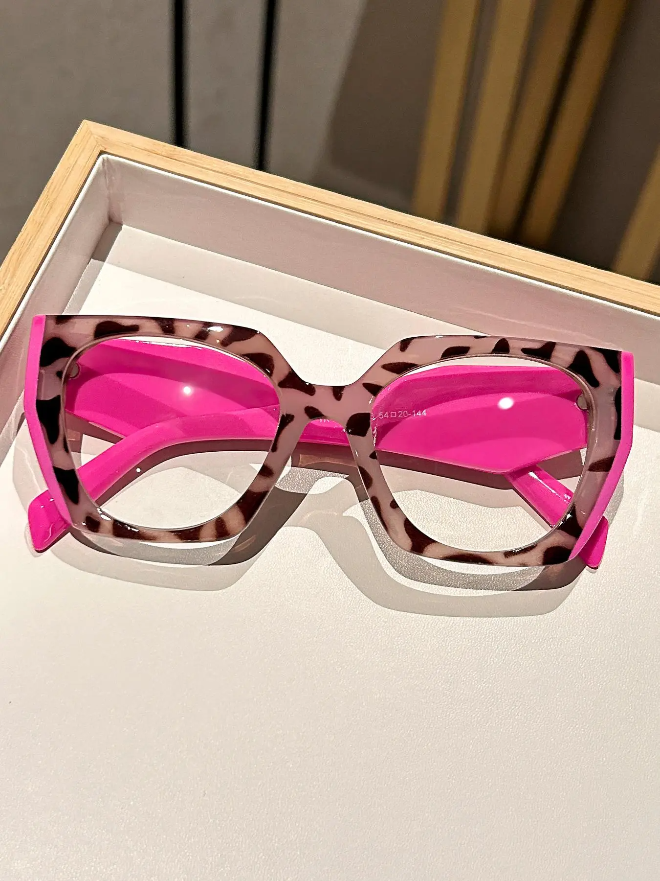 Simple Eyeglasses for Everyday Use, Basic Geometric Frame Eyeglasses for Women & Men
