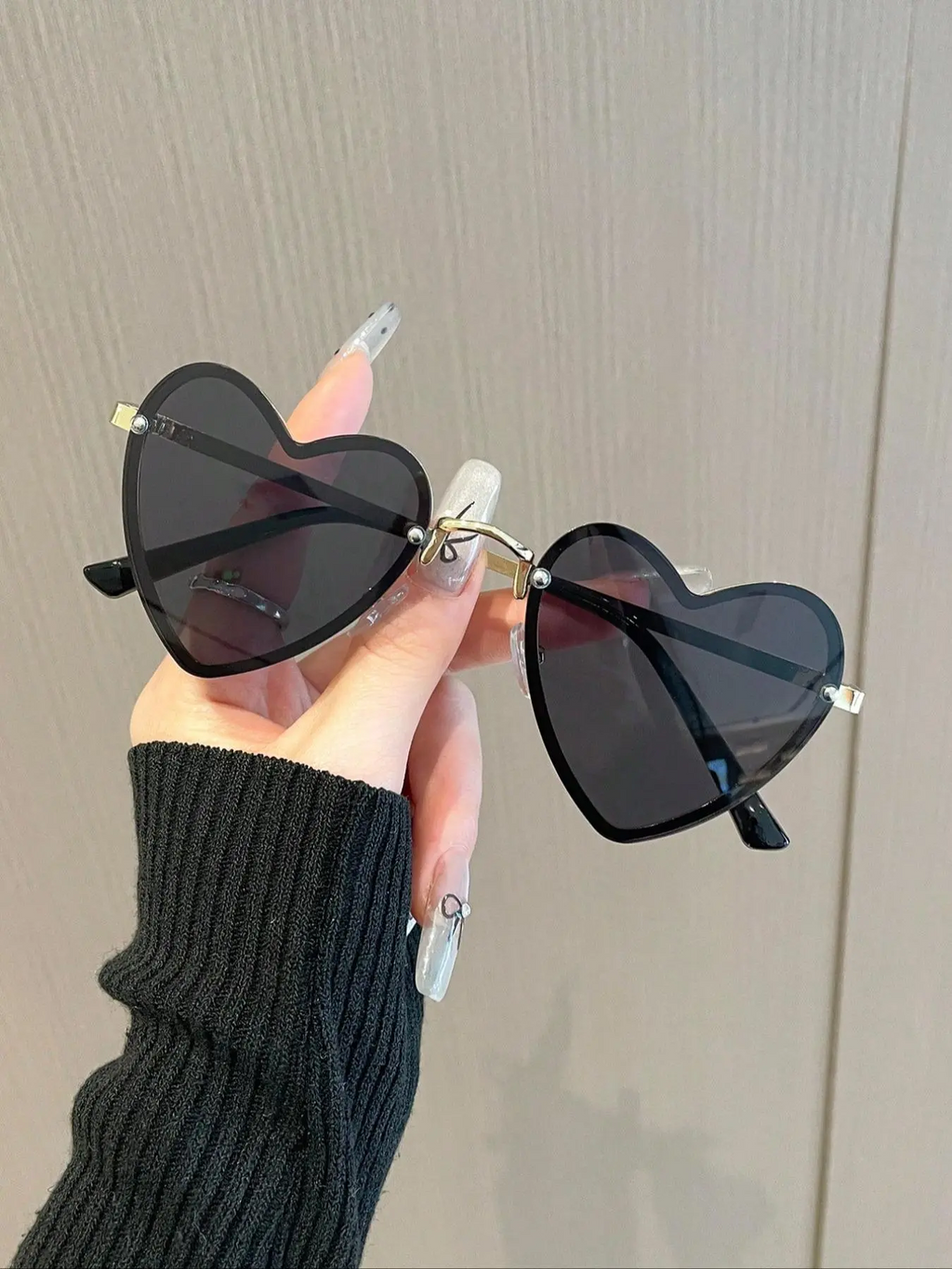 Women's Elegant Heart-Shaped Sunglasses, Trendy Styling Sunglasses for Everyday Use