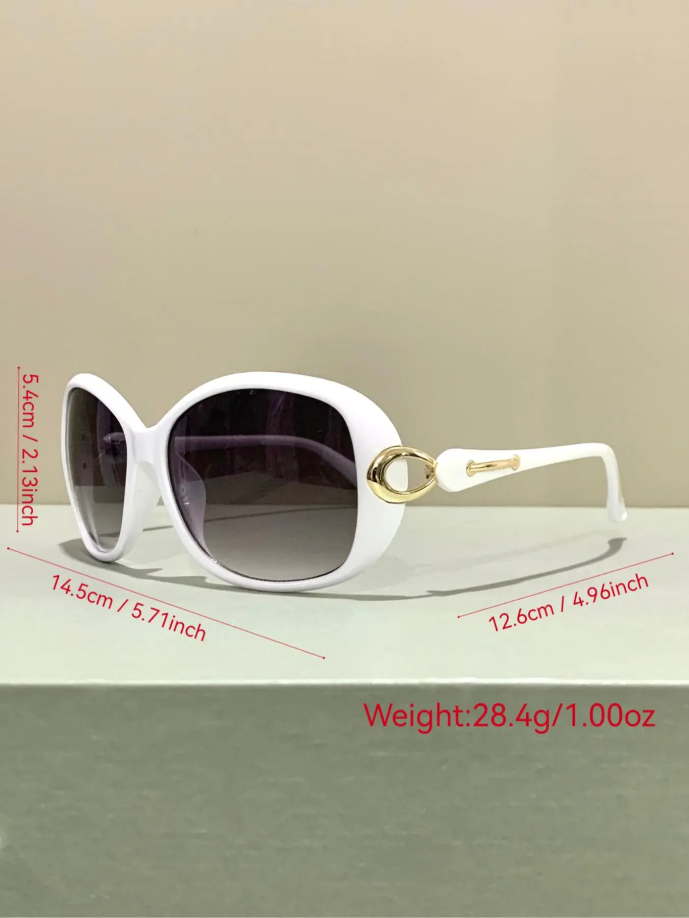 Fashionable Hollow Out Design Glasses for Women & Men