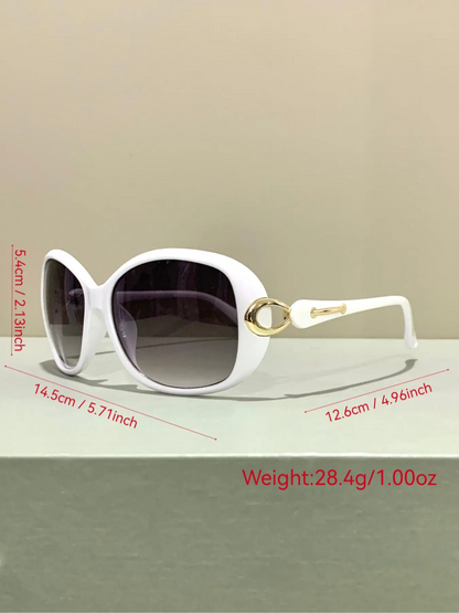 Fashionable Hollow Out Design Glasses for Women & Men