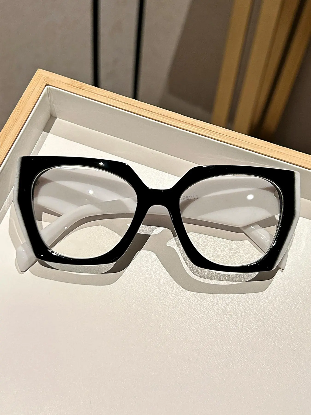 Simple Eyeglasses for Everyday Use, Basic Geometric Frame Eyeglasses for Women & Men
