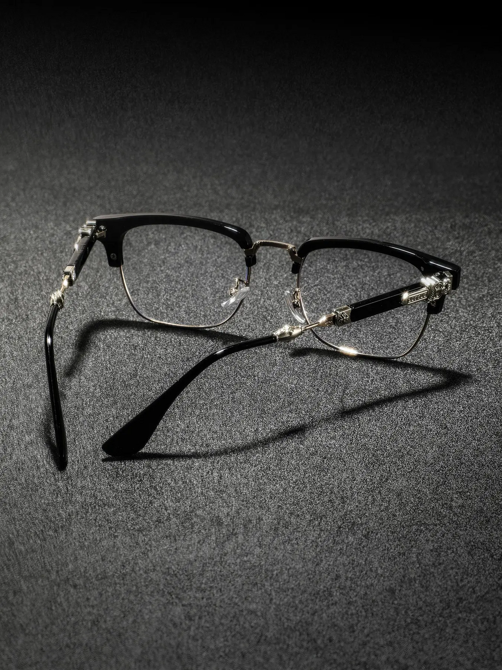 Men's New Metal Half Frame Glasses, High-End Luxury Classic Retro Texture Engraved Eyewear
