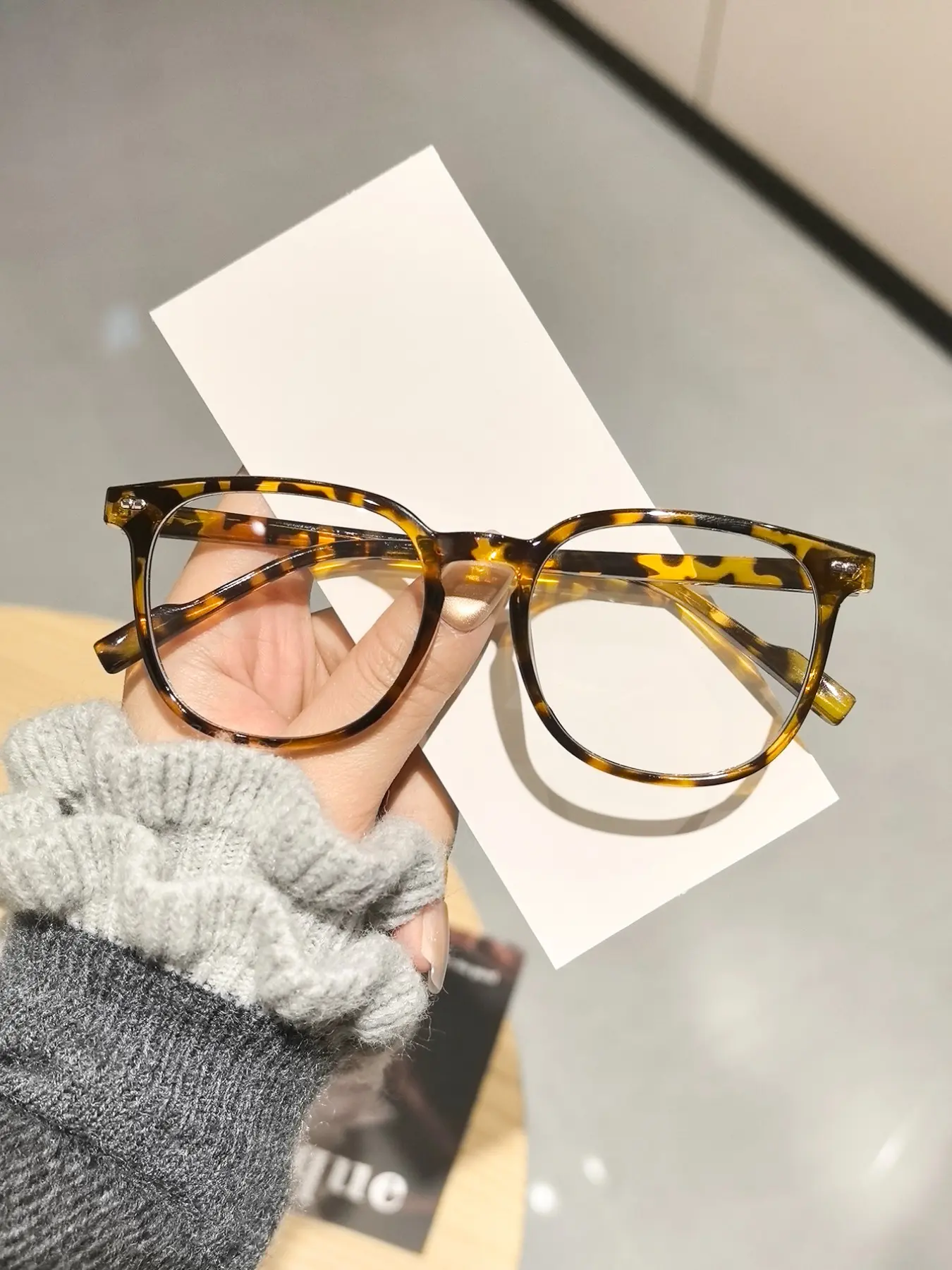 Stylish Unisex Fit Casual Square Frame Eyeglasses, Lightweight Anti-Blue Light Protection Eyewear