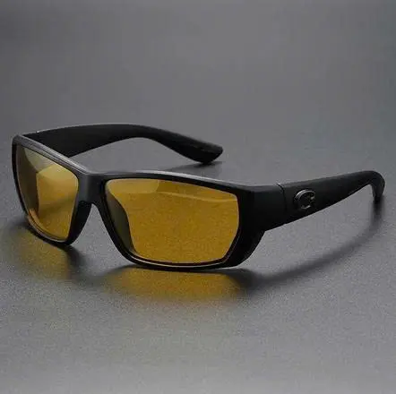 UV400 protection - Polarized lenses - Stylish square design